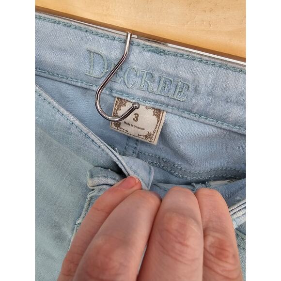 Decree Women's Blue Low Rise Button Closer Super Skinny Jeans Size 3 - Picture 4 of 5